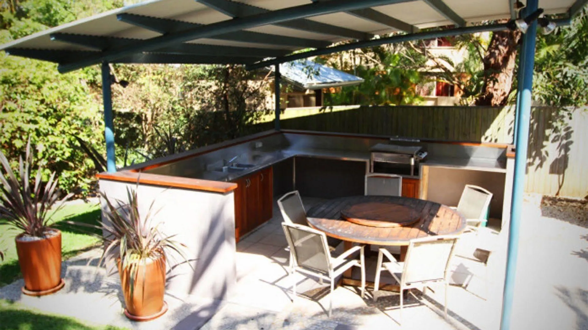 The Byron Beachcomber Byron Bay